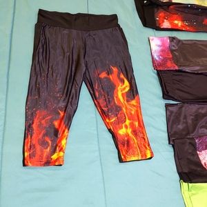 🏋🏼‍♀️Girl on Fire🔥 - Misses size L Slim Fit, Athletic Capri